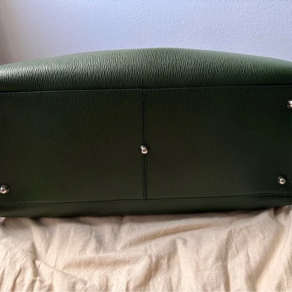 Salvatore Ferragamo Stylish Green Duffel Bag for Travel